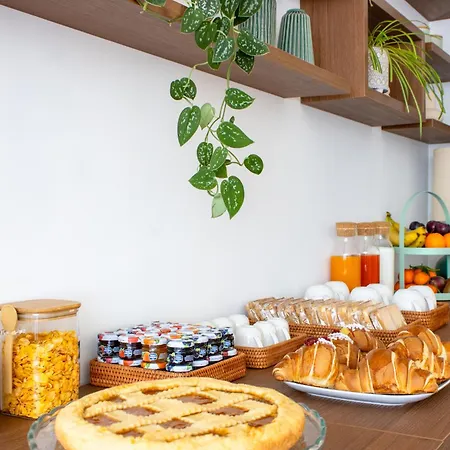 Majora 139 Bed and Breakfast 4*